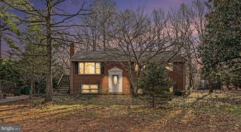 106 SANDY RIDGE ROAD FREDERICKSBURG VA 22405