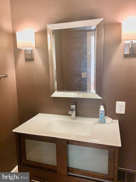 BELLS MILL ESTATES - Residential Lease