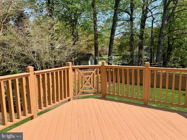 BELLS MILL ESTATES - Residential Lease