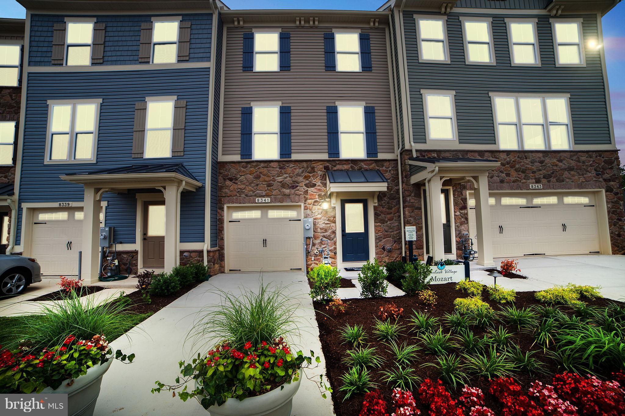 CREEKSIDE VILLAGE - Residential