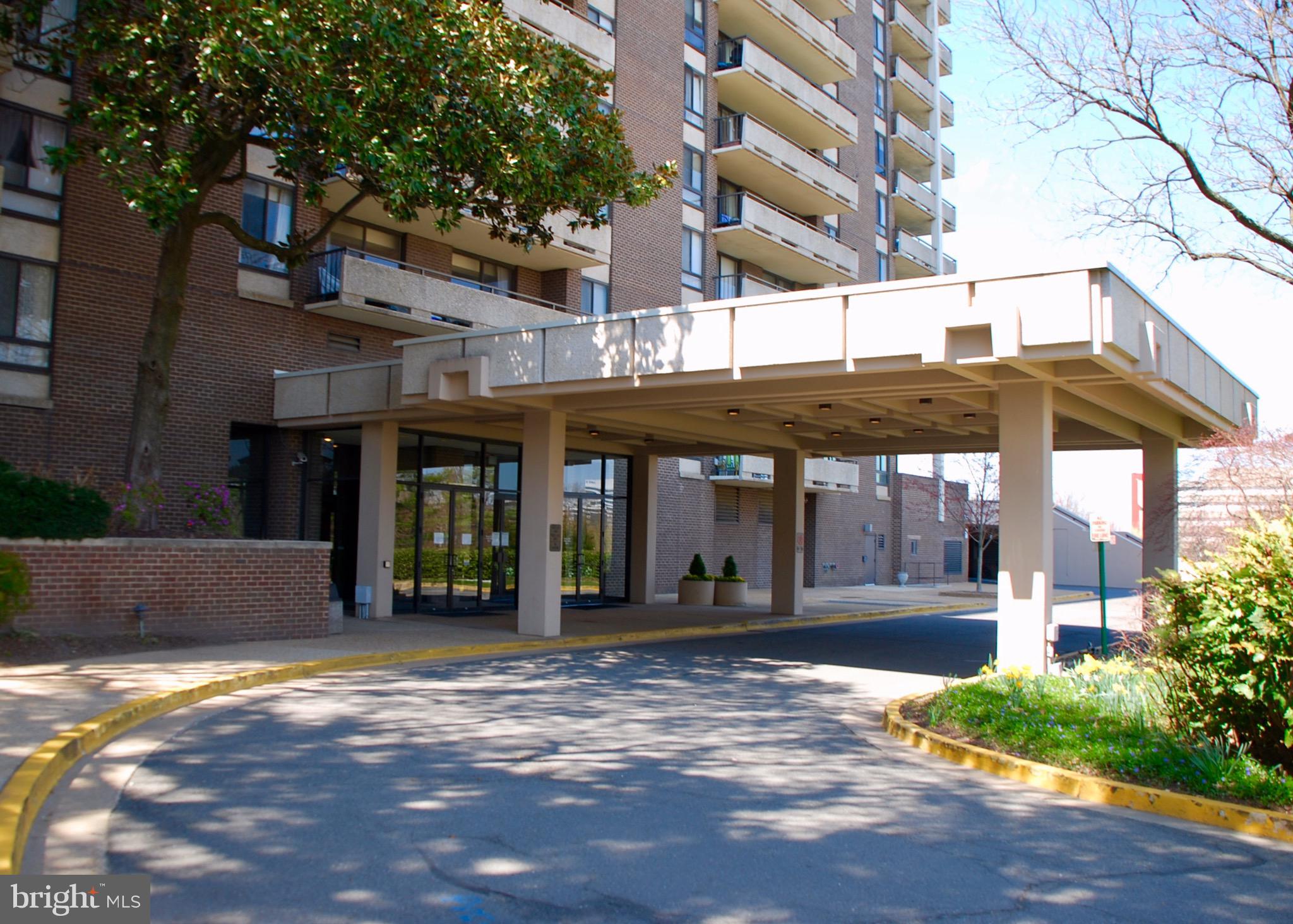 REGENCY AT MCLEAN - Residential Lease