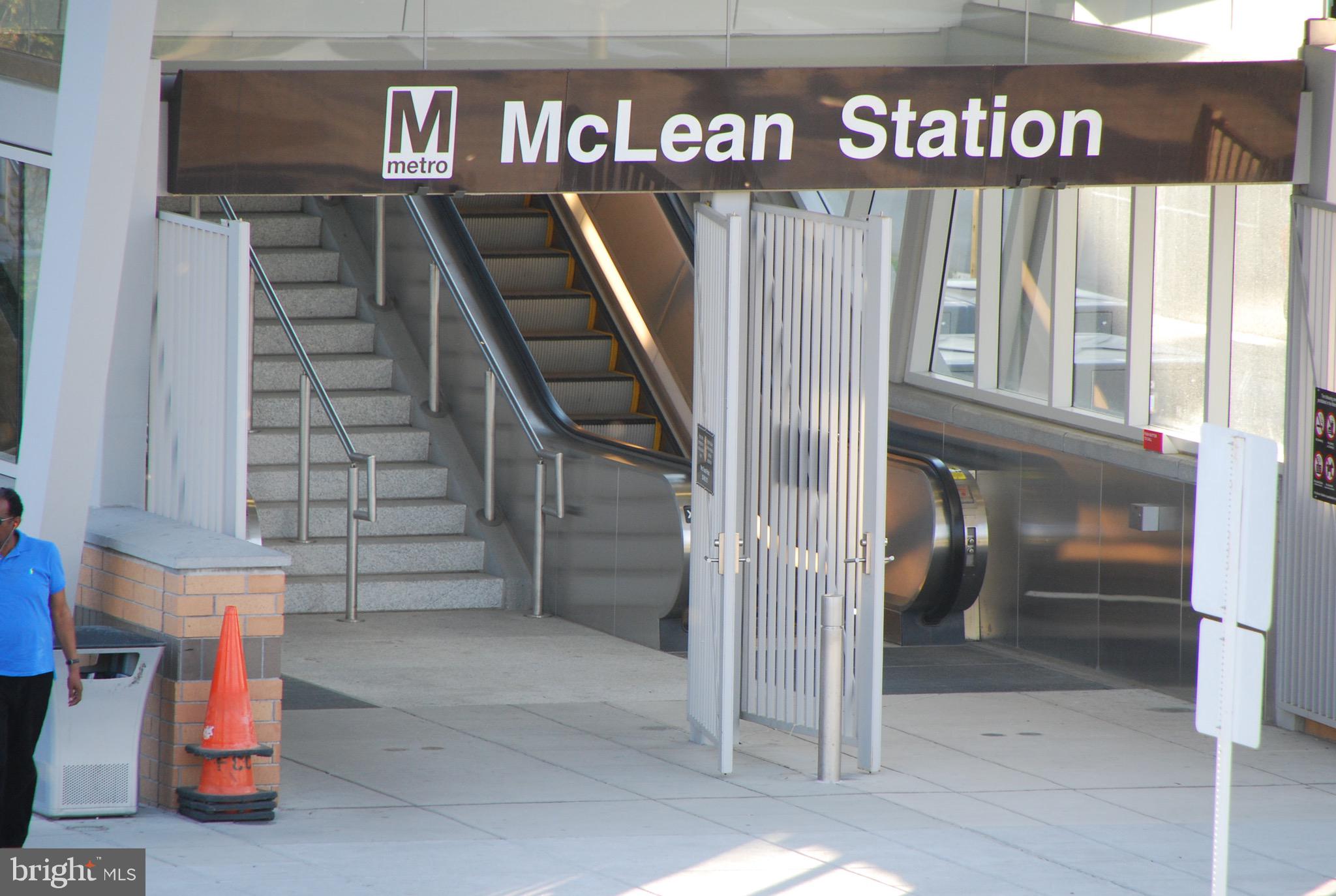 REGENCY AT MCLEAN - Residential Lease