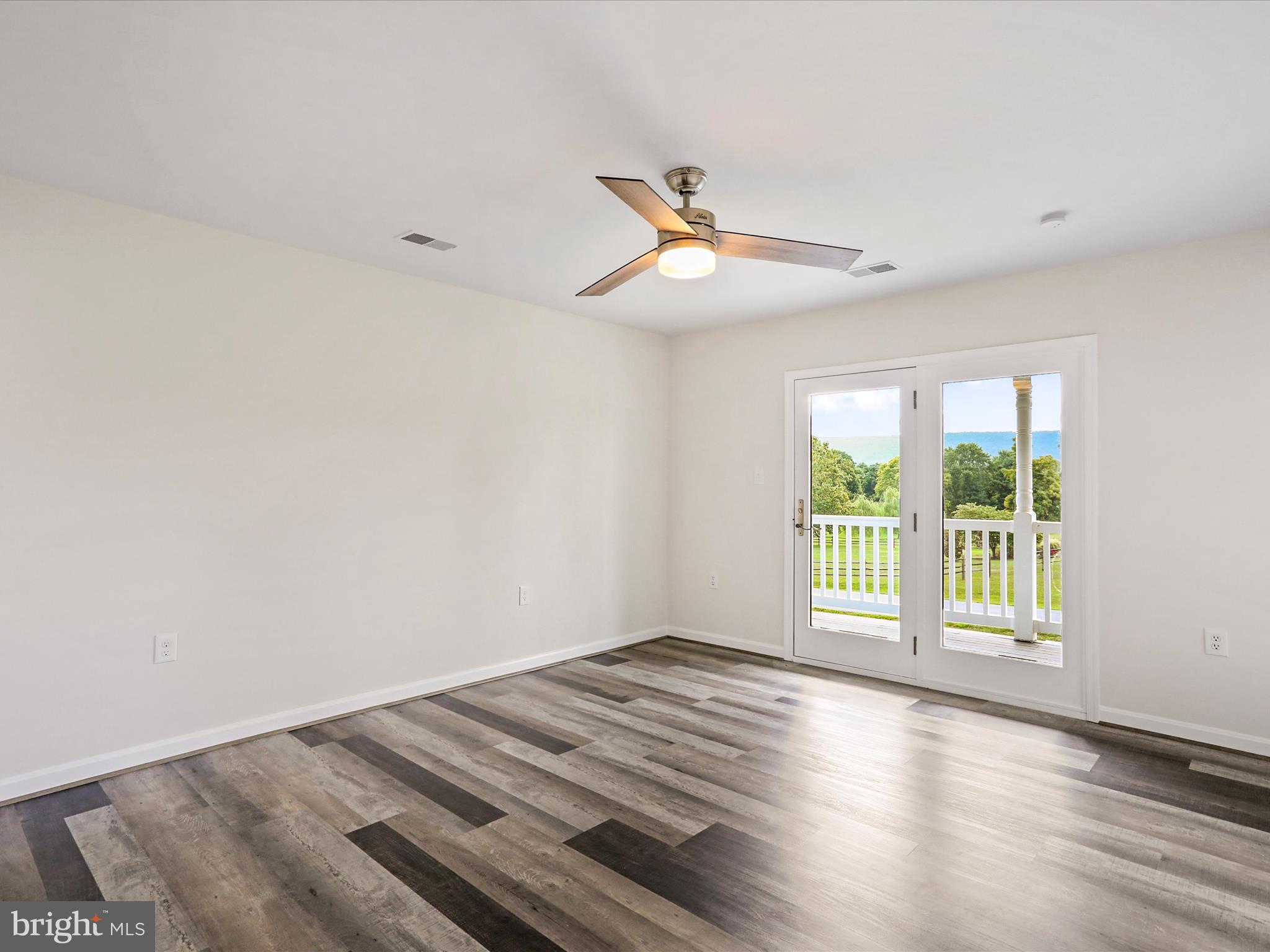 DEER MOUNTAIN - Residential