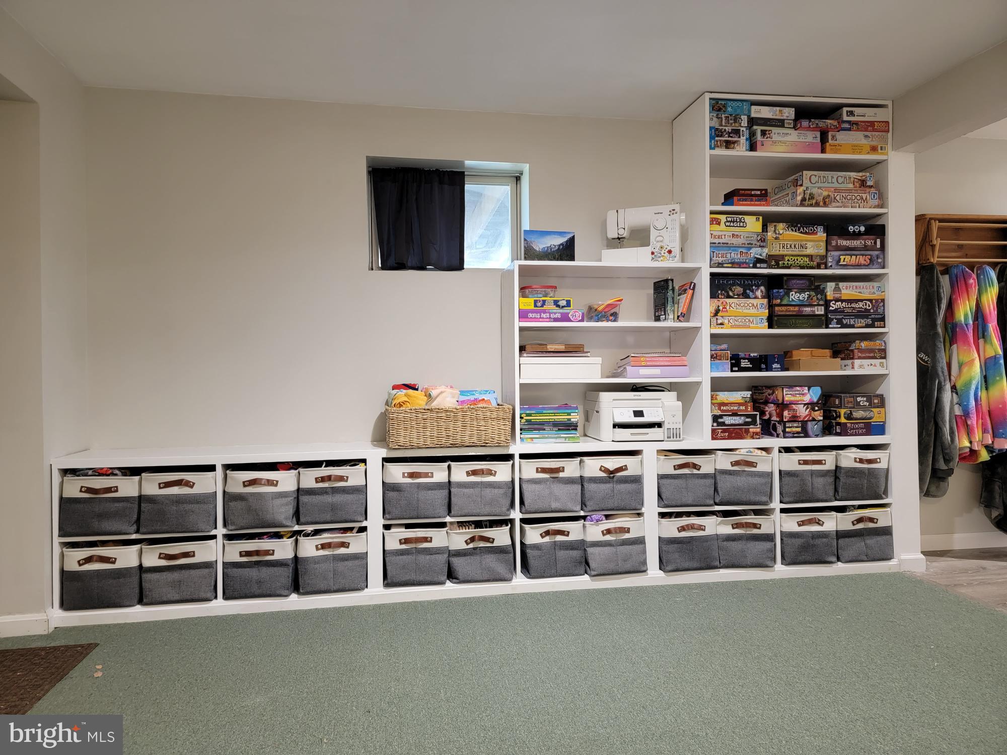 HERTZ DIVISION - Residential