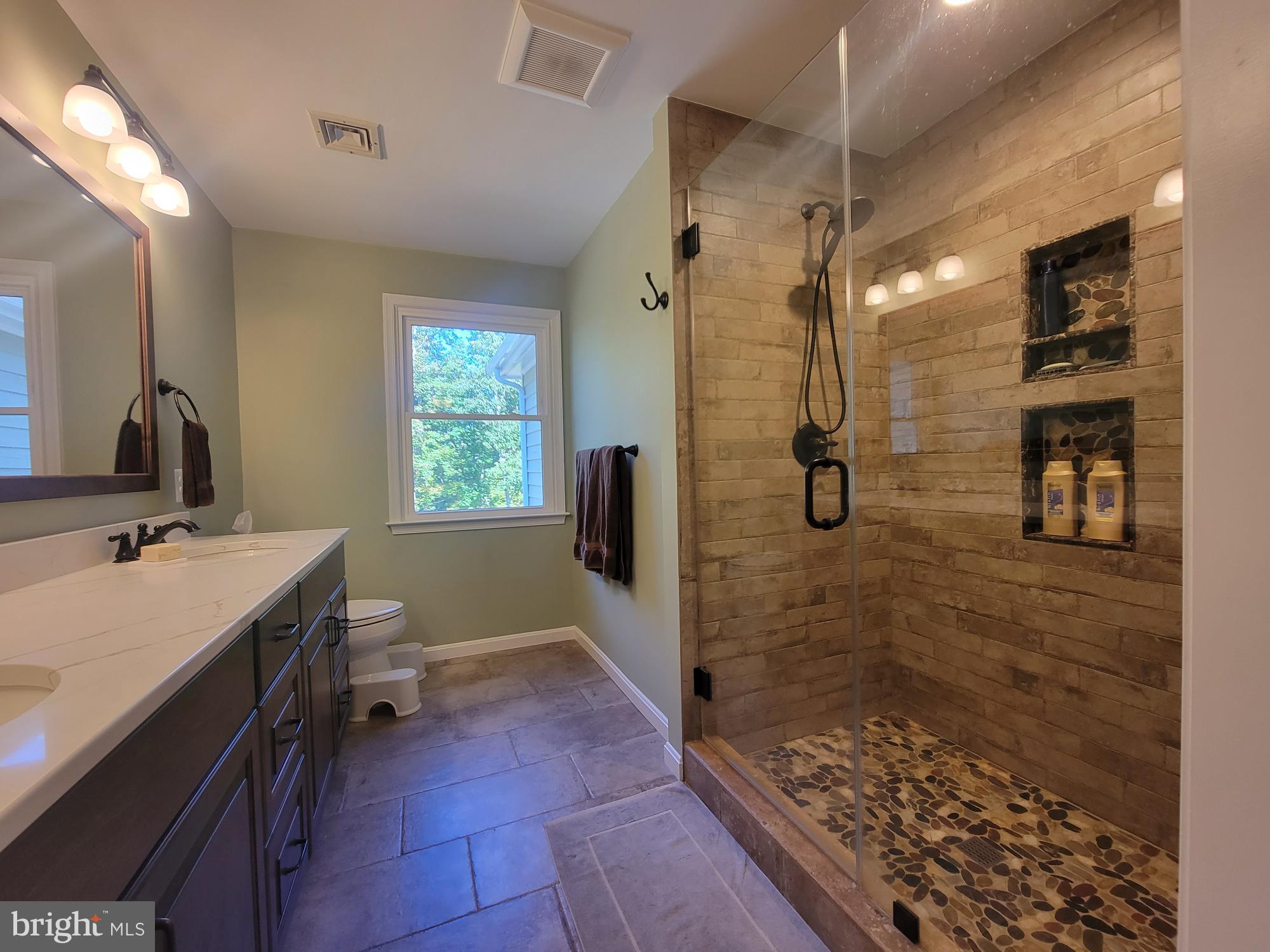 HERTZ DIVISION - Residential