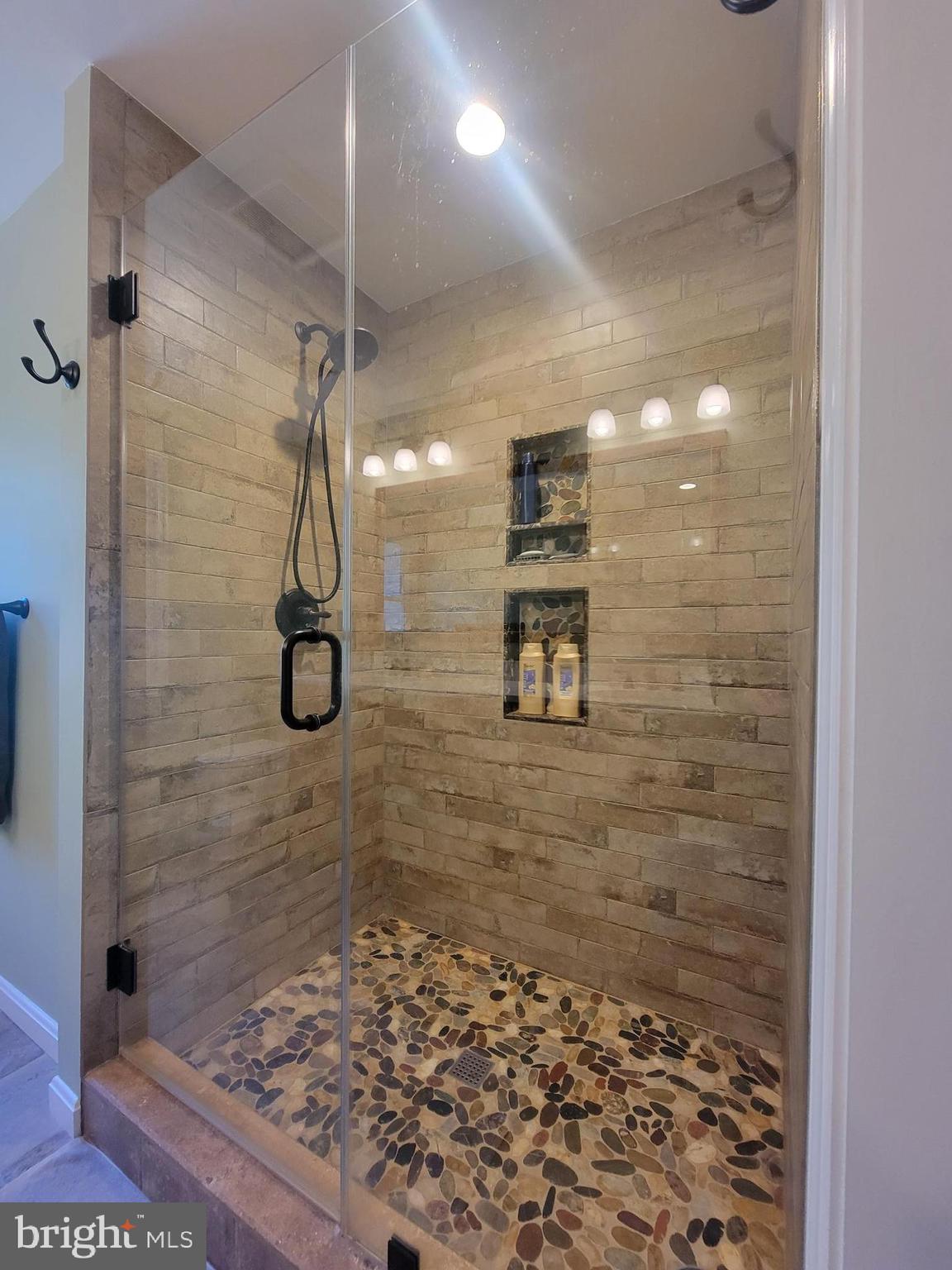 HERTZ DIVISION - Residential