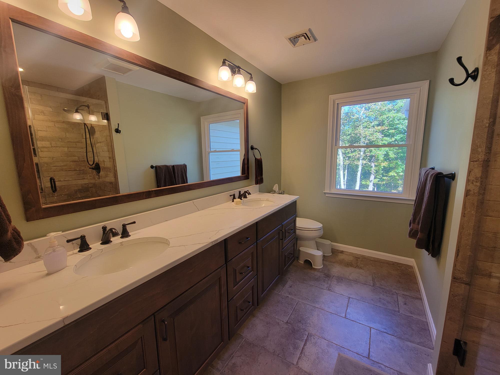 HERTZ DIVISION - Residential