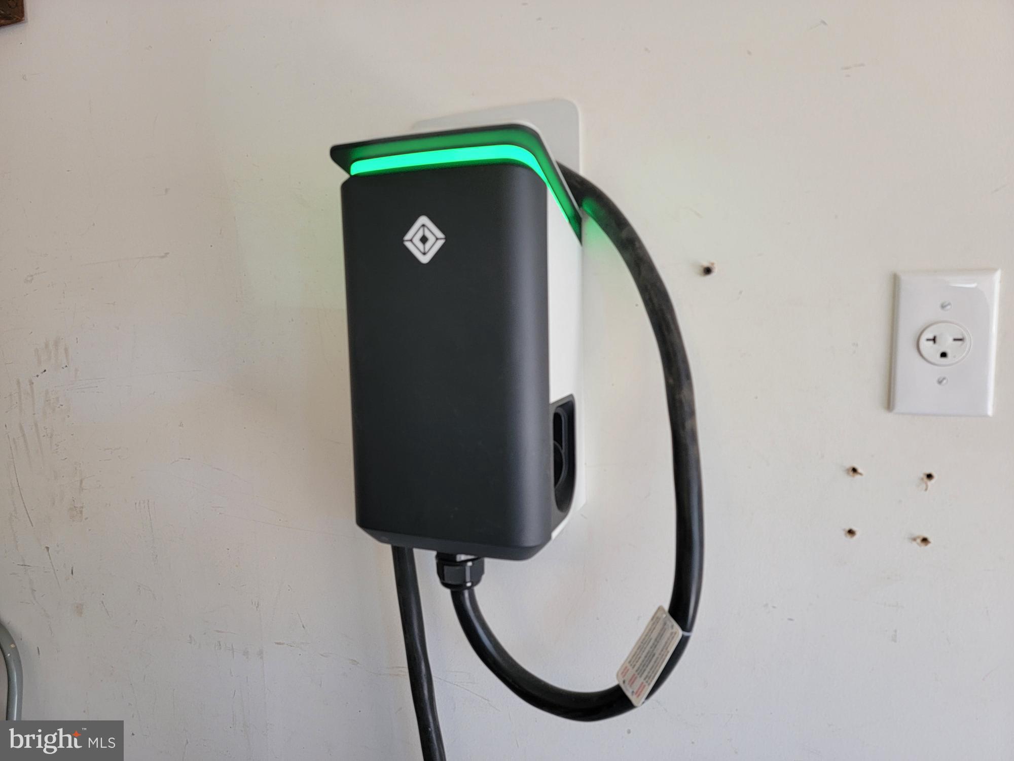 HERTZ DIVISION - Residential