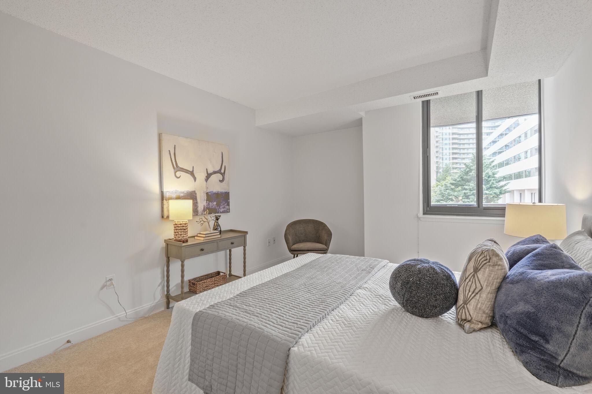 FRIENDSHIP HEIGHTS - Residential