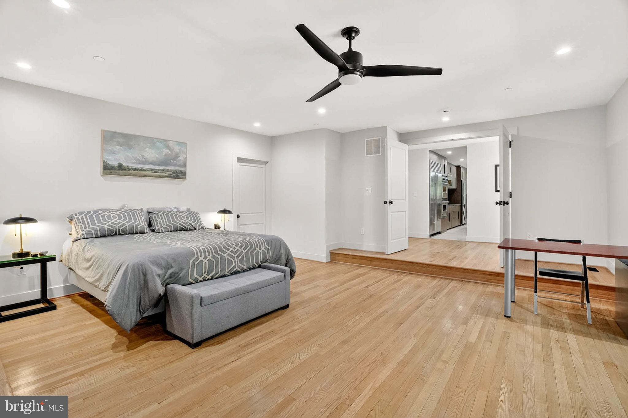 HIGHLAND LAKE - Residential