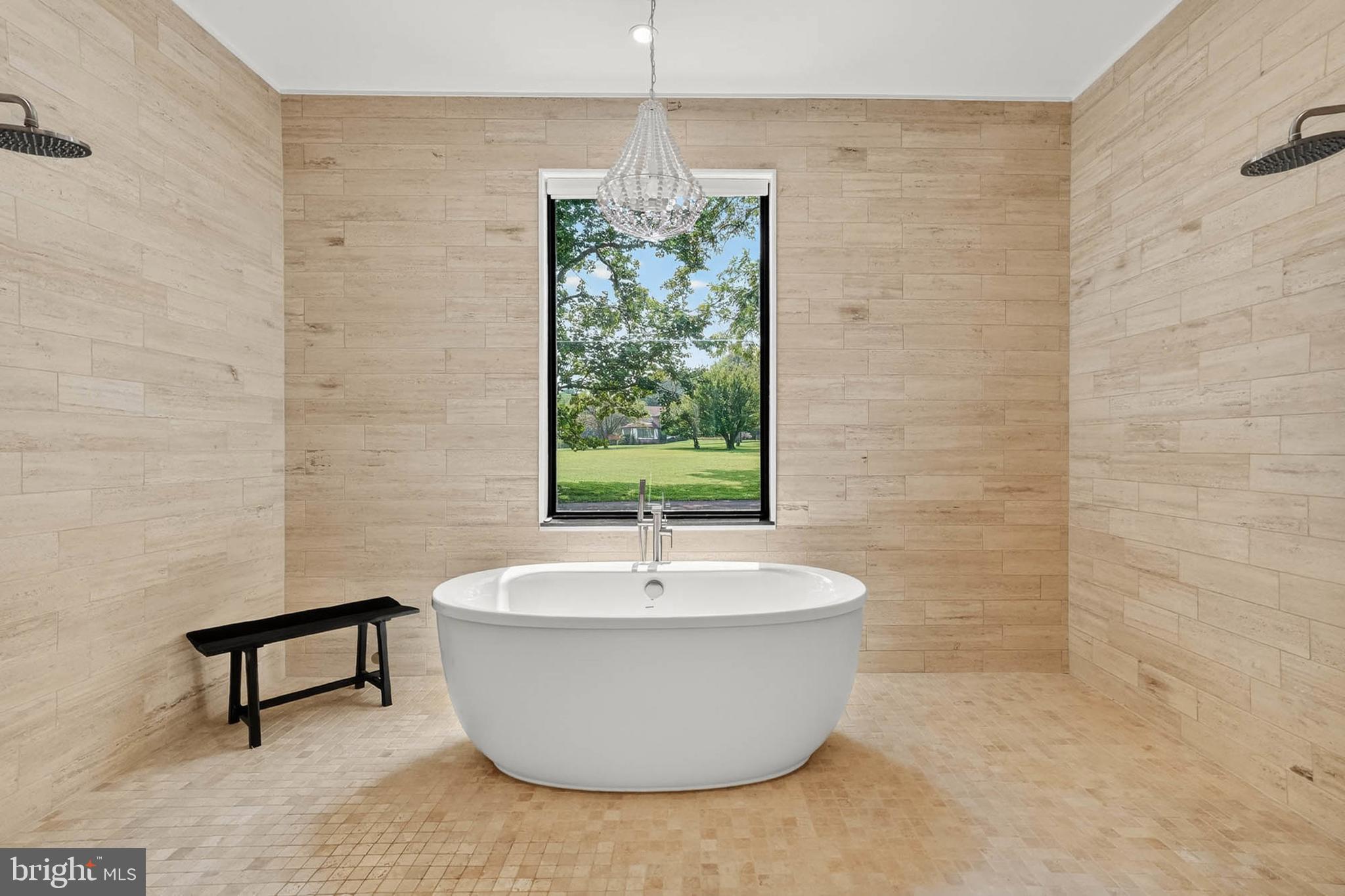 HIGHLAND LAKE - Residential