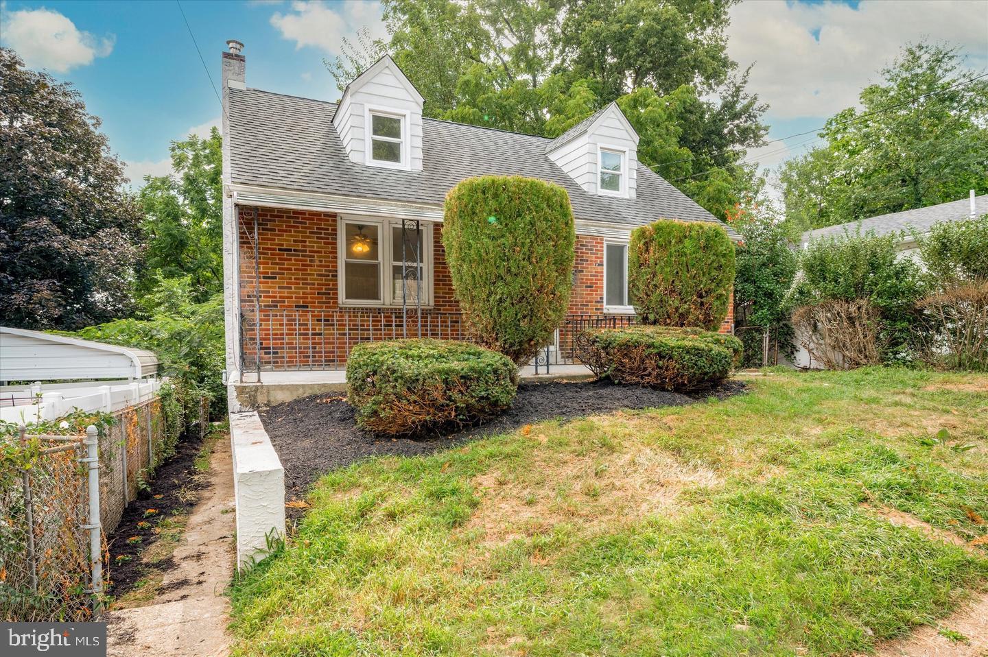 NORRISTOWN - Residential