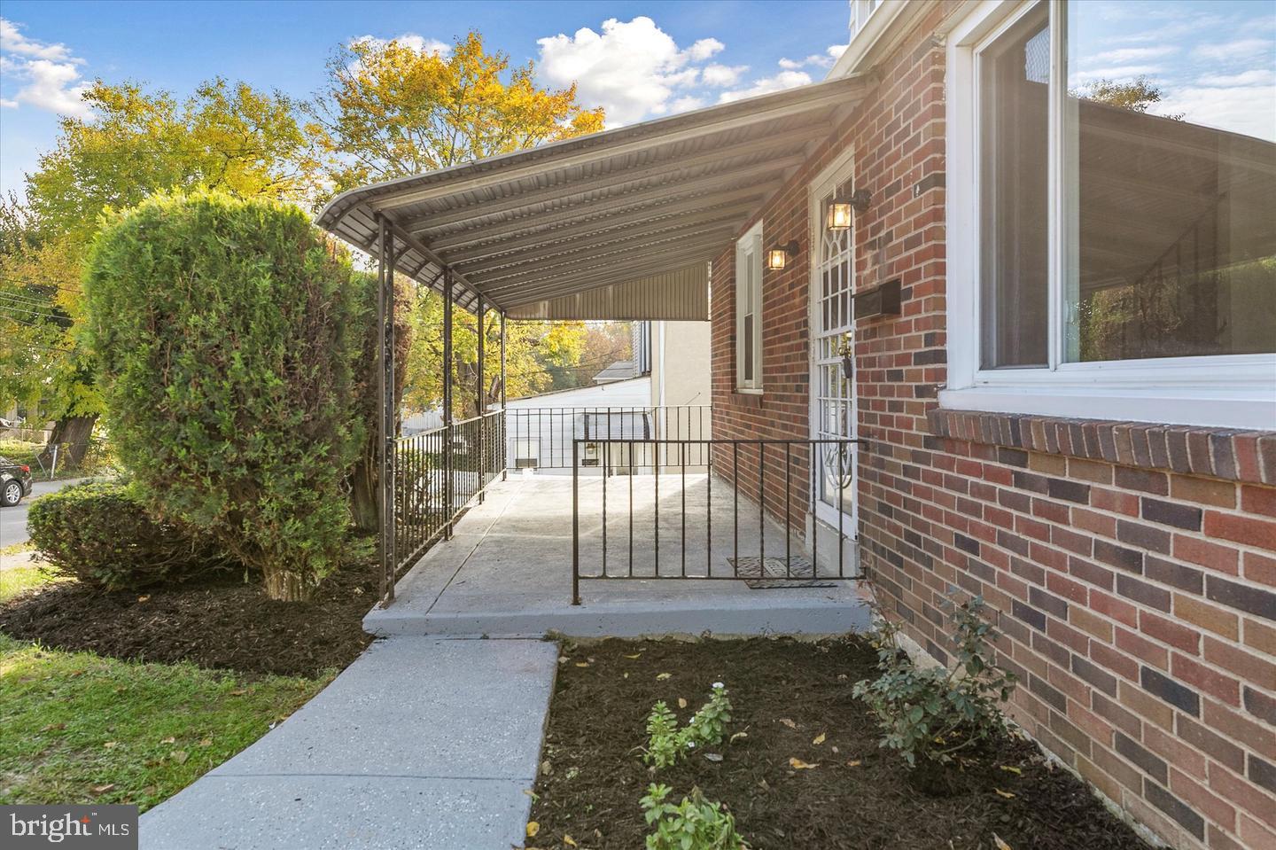 NORRISTOWN - Residential