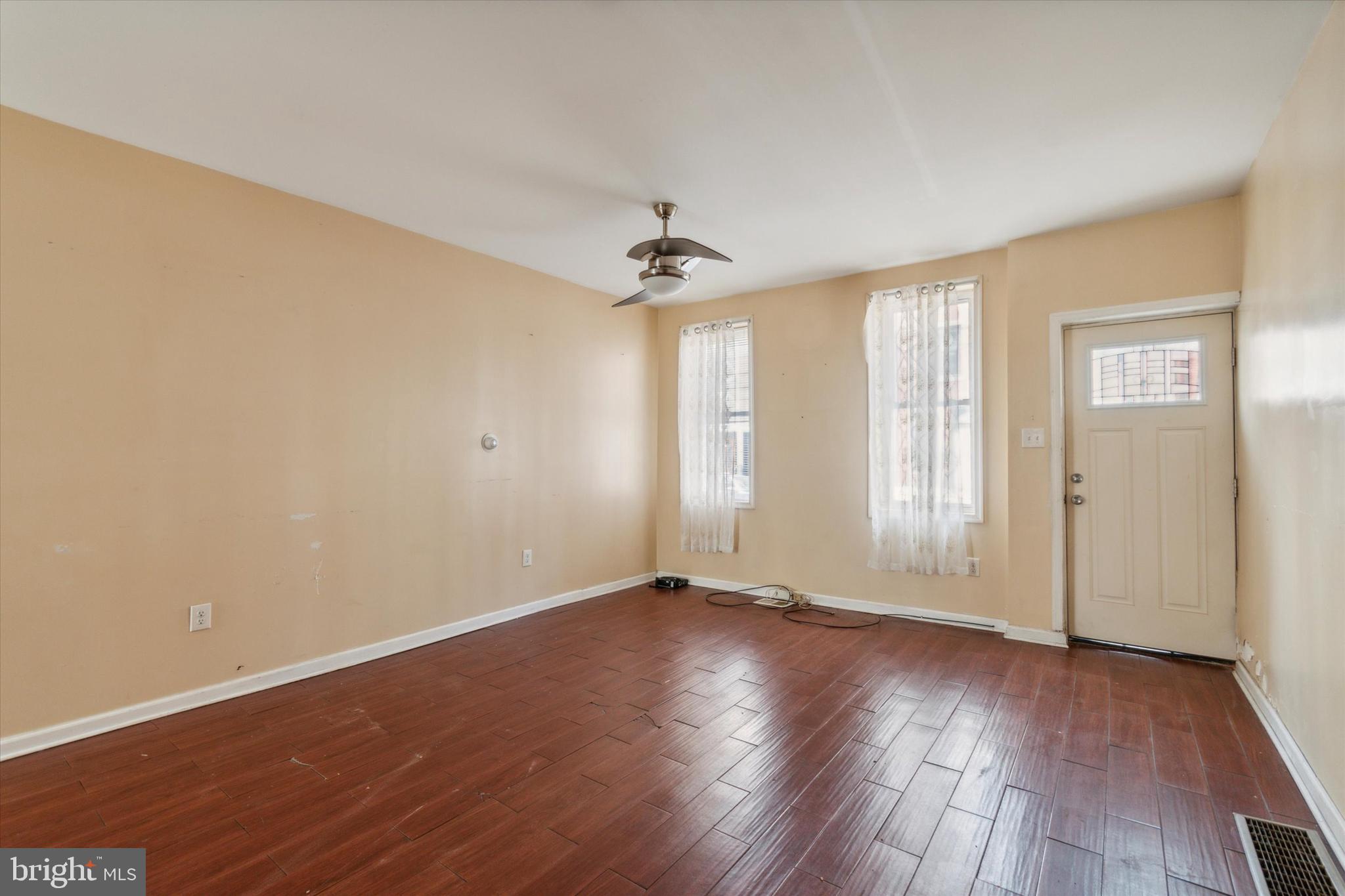 SOUTH KENSINGTON - Residential