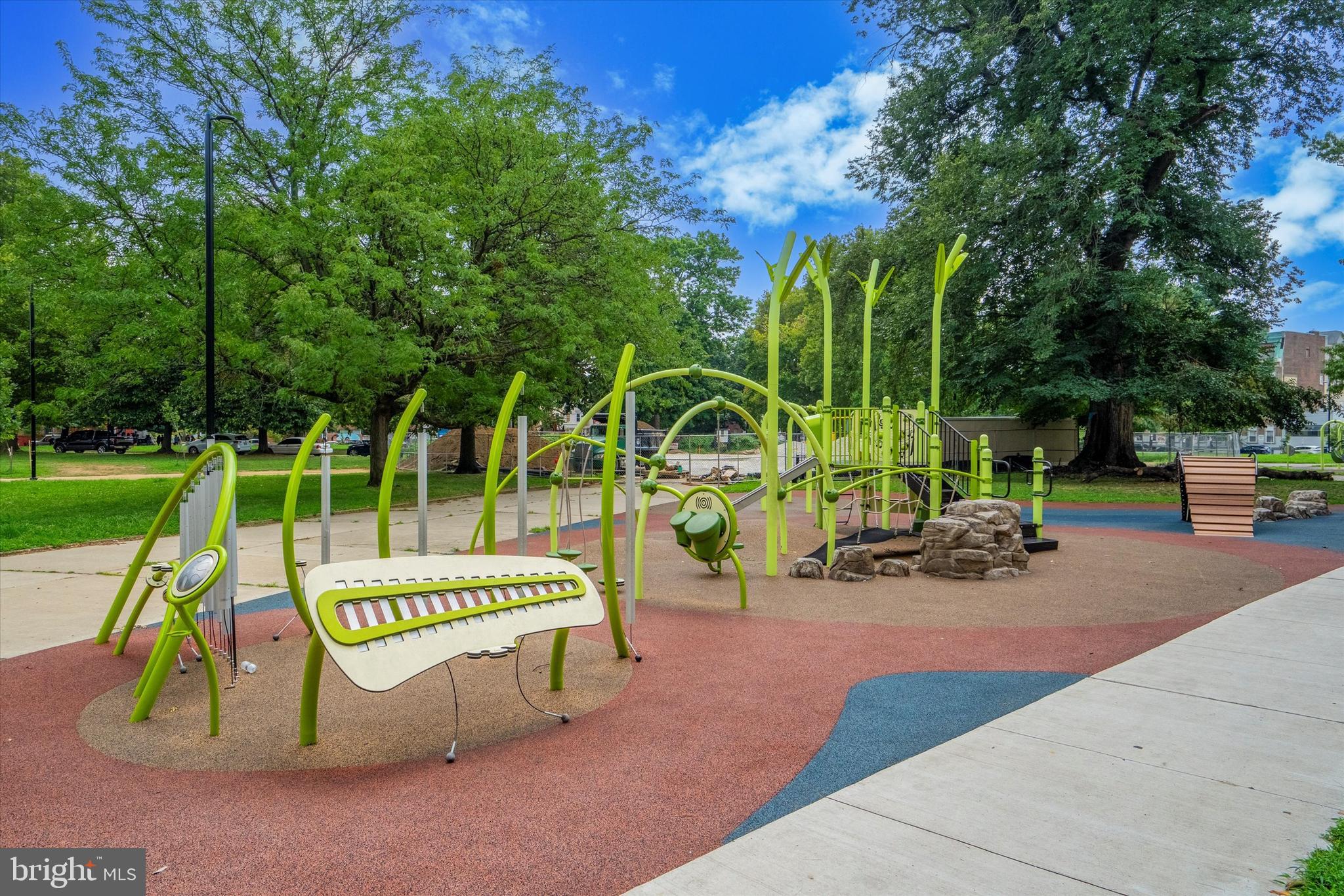 SOUTH KENSINGTON - Residential