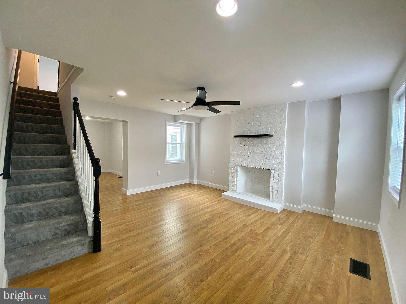120 W 3RD STREET