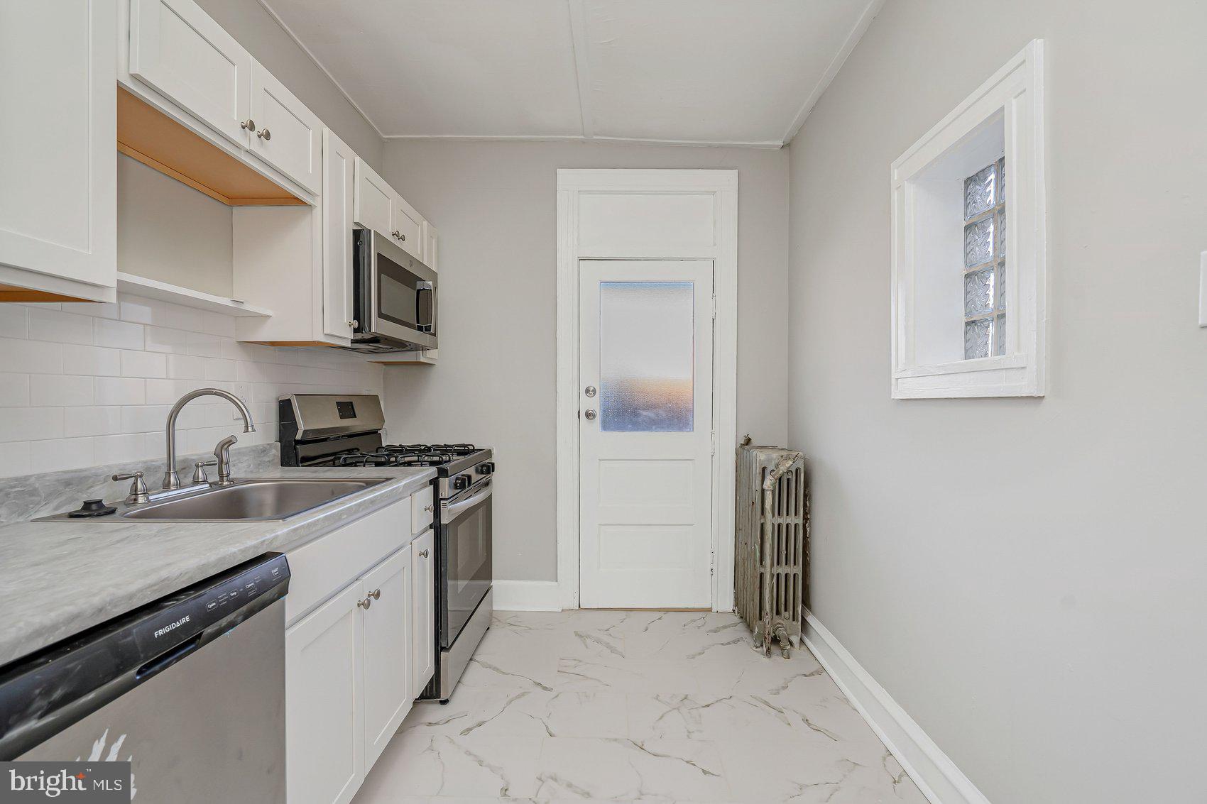 BELAIR-EDISON - Residential