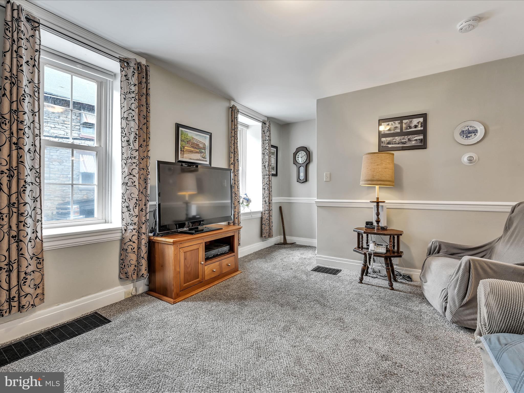 MINERS VILLAGE - Residential