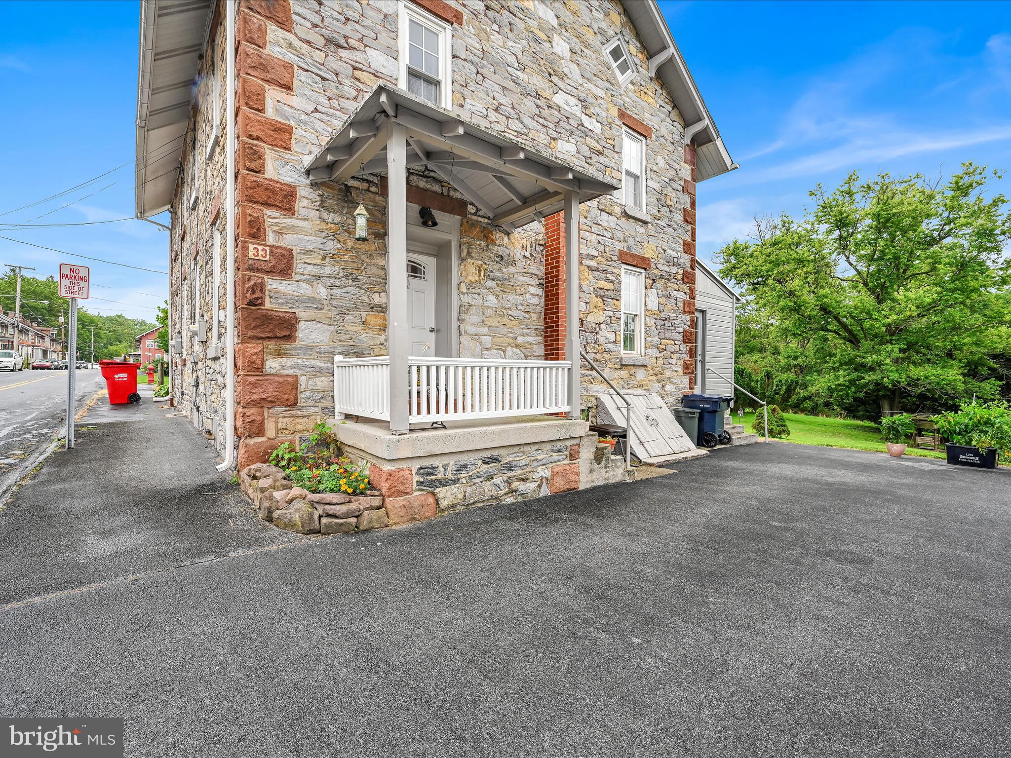 MINERS VILLAGE - Residential