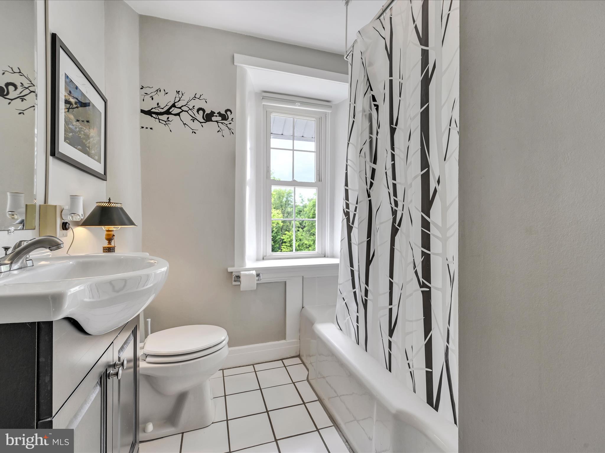 MINERS VILLAGE - Residential