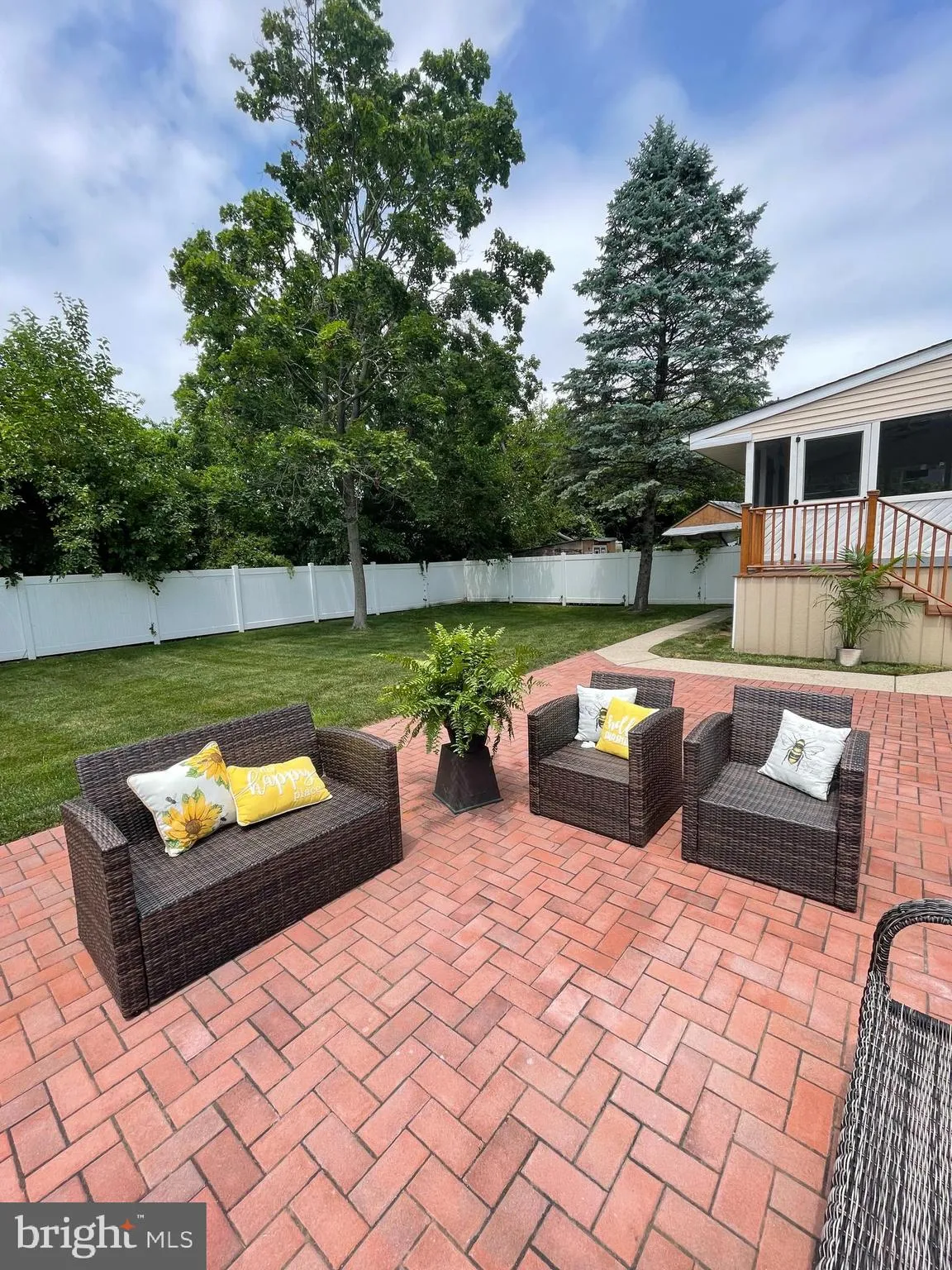 Mount Holly, New Jersey 08060, United States, 3 Bedrooms Bedrooms, ,4 BathroomsBathrooms,Residential,Active,163879