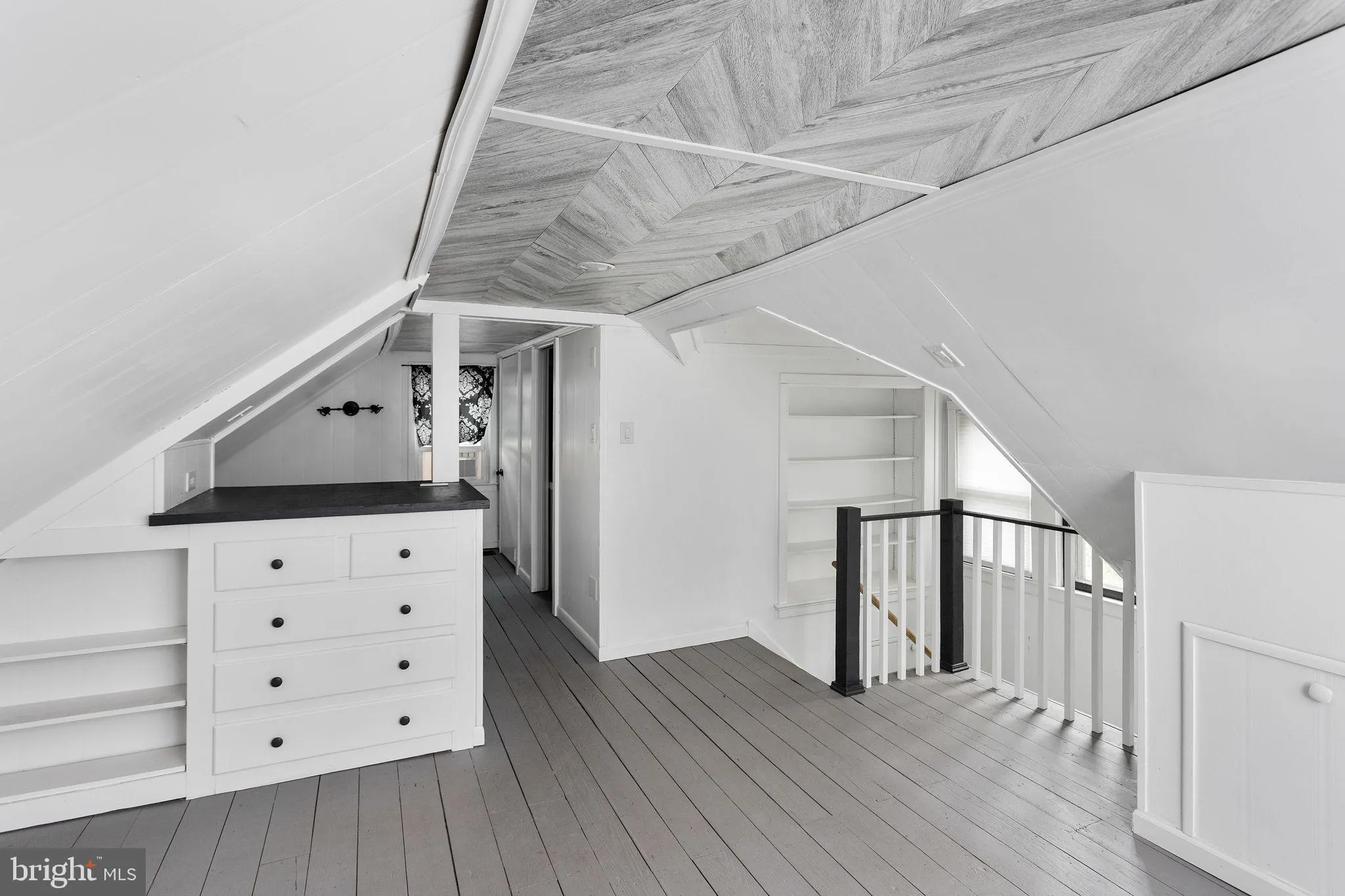 Mount Holly, New Jersey 08060, United States, 3 Bedrooms Bedrooms, ,4 BathroomsBathrooms,Residential,Active,163879