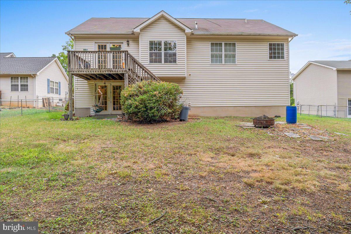 DOUGLAS OAKS - Residential