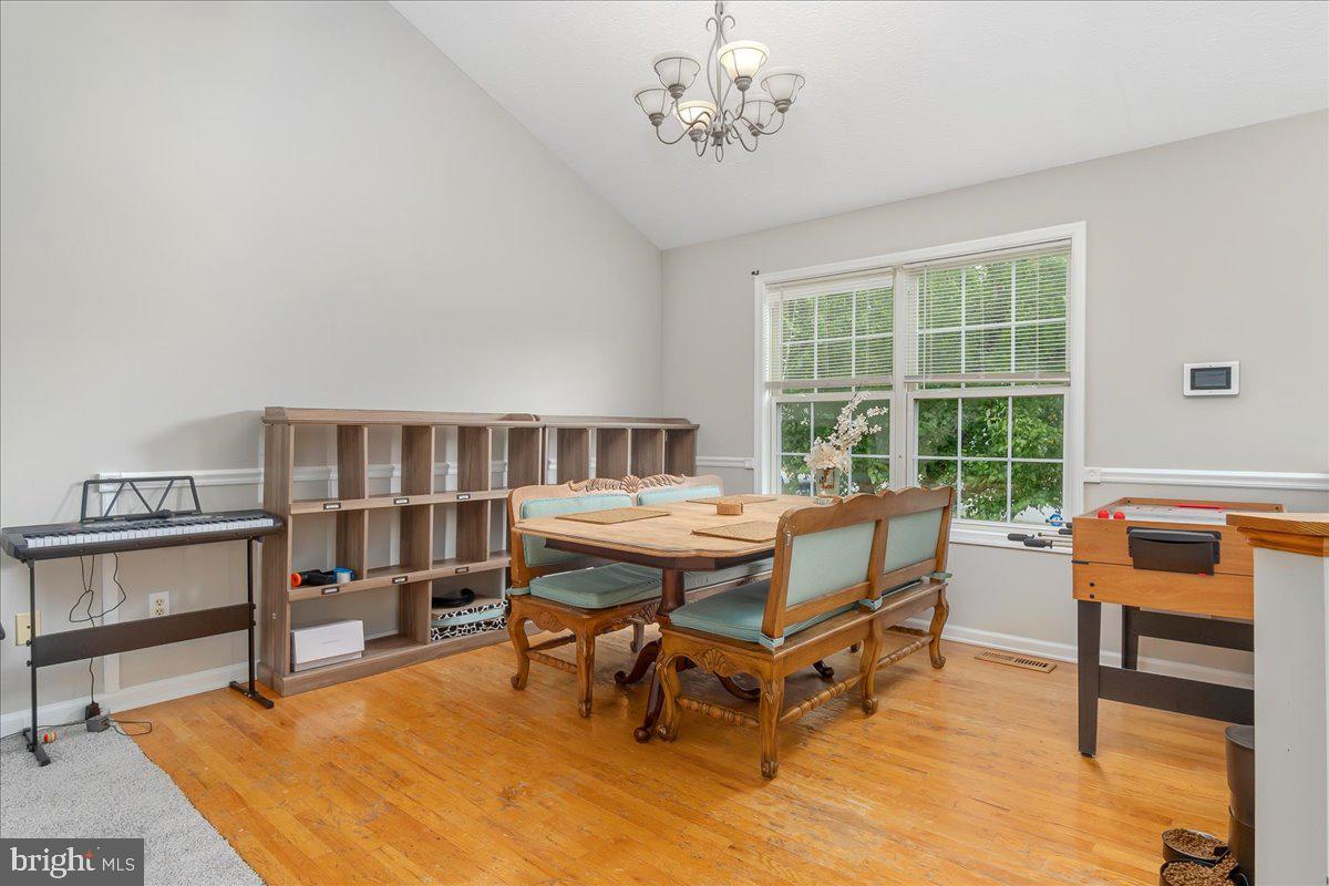 DOUGLAS OAKS - Residential