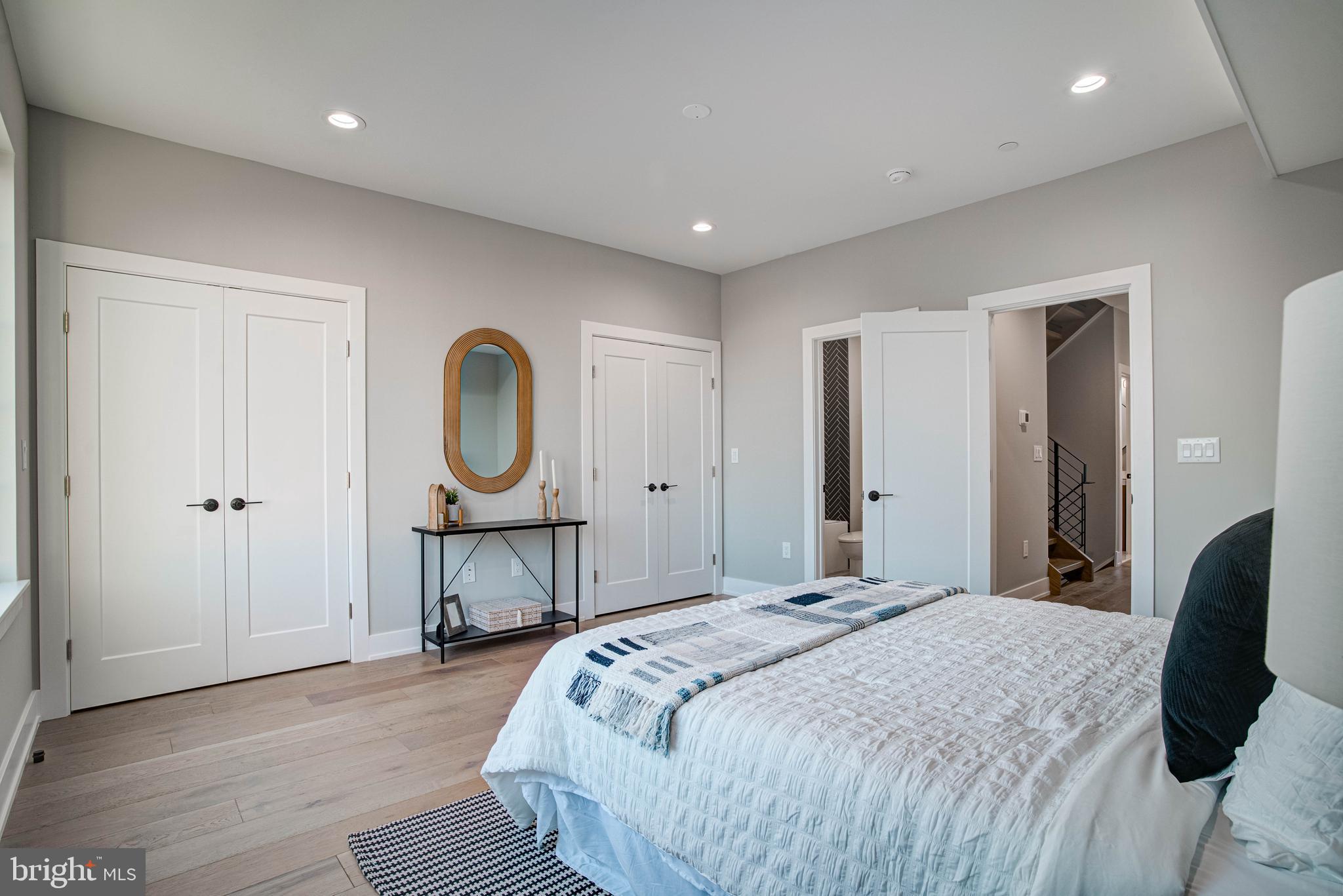 PHILADELPHIA (SOUTH) - Residential