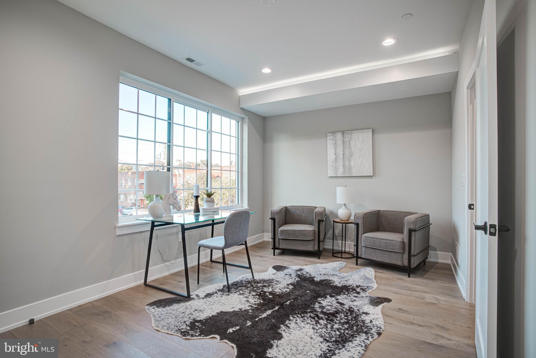PHILADELPHIA (SOUTH) - Residential
