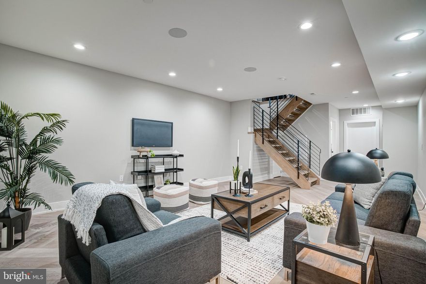 Welcome to this well-maintained condominium located in South Philadelphia, offering a perfect blend of comfort and convenience. This unit features a bright and inviting living space with an open layout, ideal for both relaxing and entertaining. The kitchen is equipped with ample cabinetry and functional workspace, flowing seamlessly into the dining and living areas.

The bedroom(s) provide comfortable accommodations with generous closet space, while the bathroom is clean and well-appointed. Large windows allow for natural light throughout the home, creating a warm and welcoming atmosphere.

Conveniently situated near major roadways, public transportation, shopping, dining, and local amenities, this property offers easy access to Center City and surrounding neighborhoods. Ideal for first-time buyers, investors, or those looking to downsize.

Don’t miss this opportunity to own a move-in ready home in a prime Philadelphia location!