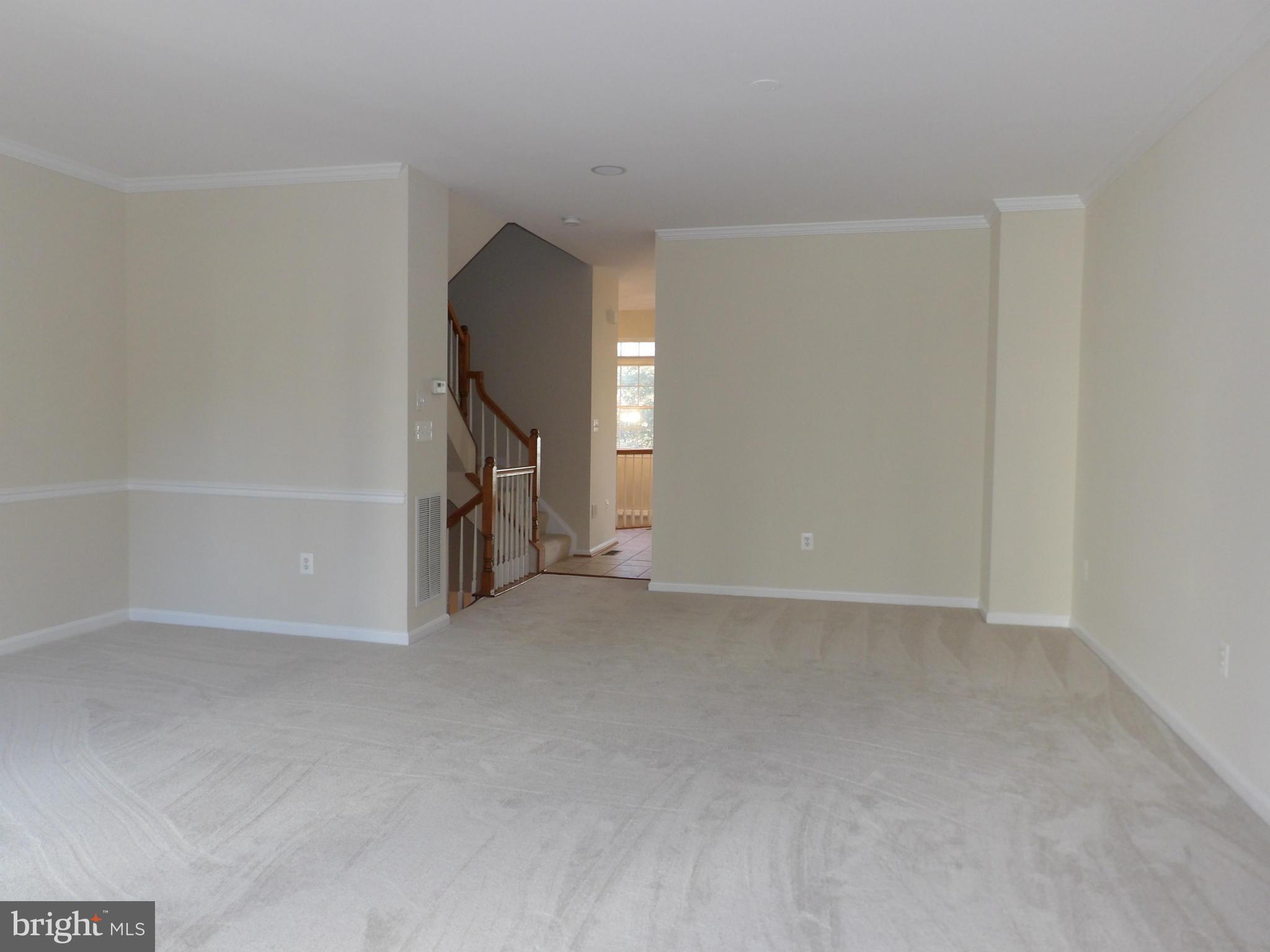 FAIRFAX CENTER LANDBAY - Residential Lease