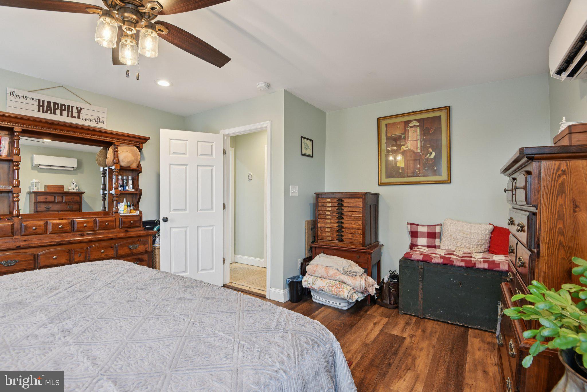 PARKVILLE - Residential