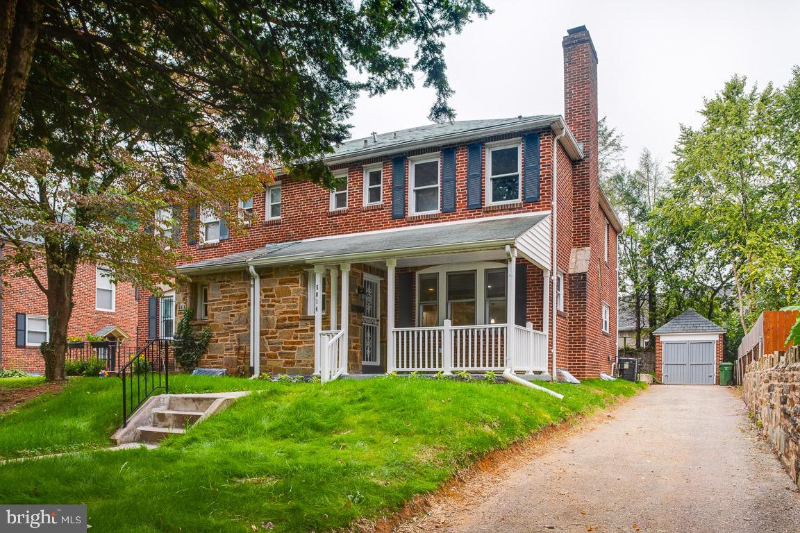 TEN HILLS - Residential