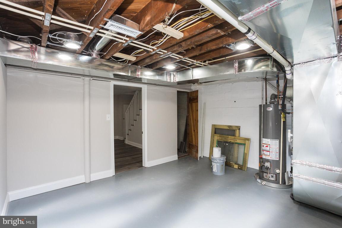 TEN HILLS - Residential