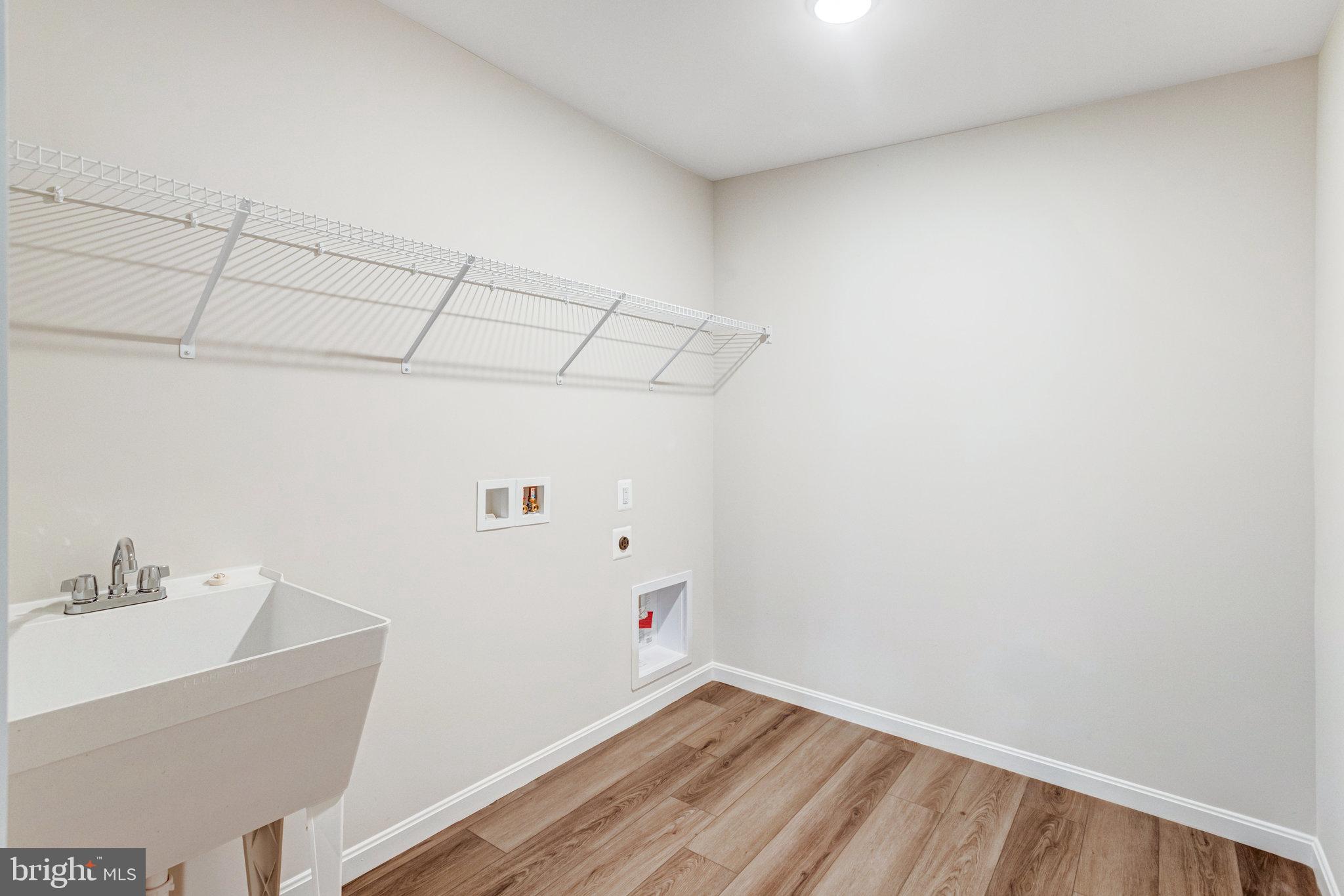 WILDERNESS SHORES - Residential