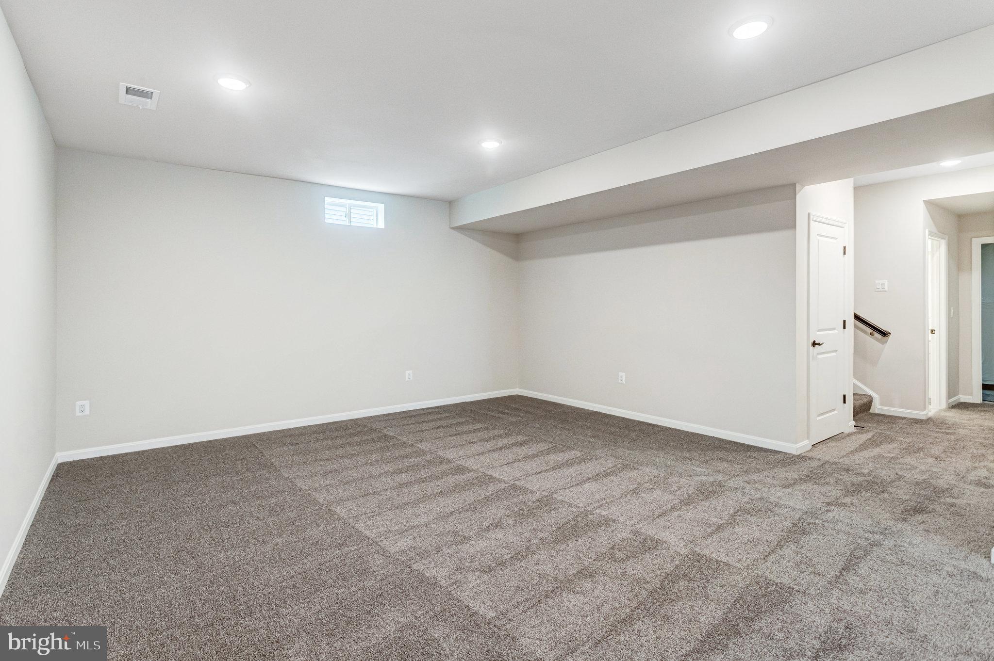 WILDERNESS SHORES - Residential