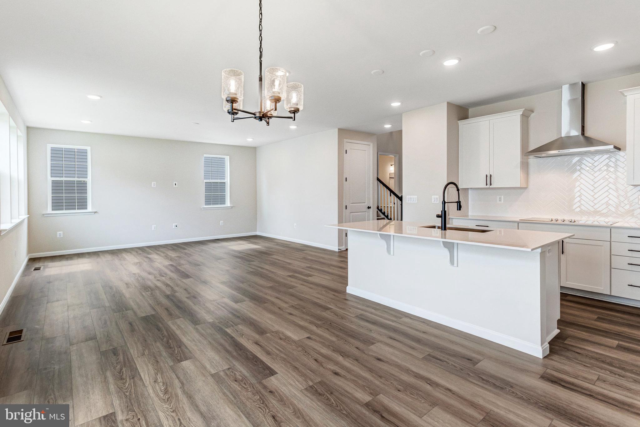 WILDERNESS SHORES - Residential