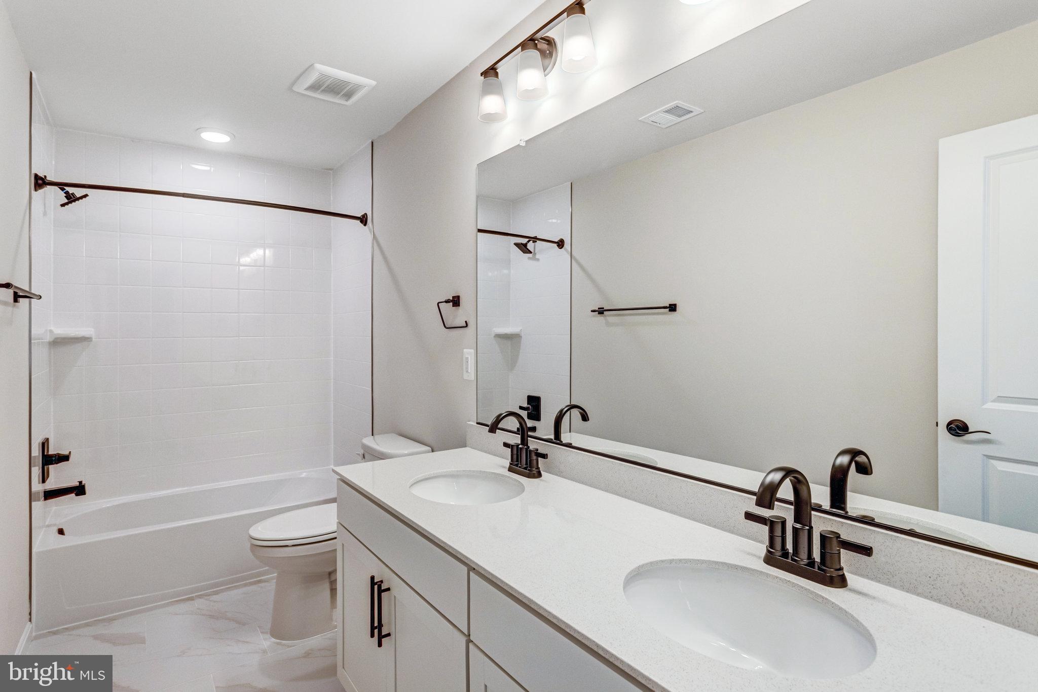 WILDERNESS SHORES - Residential