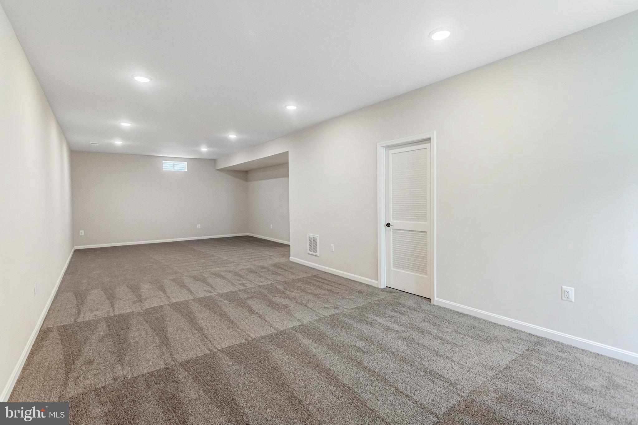 WILDERNESS SHORES - Residential