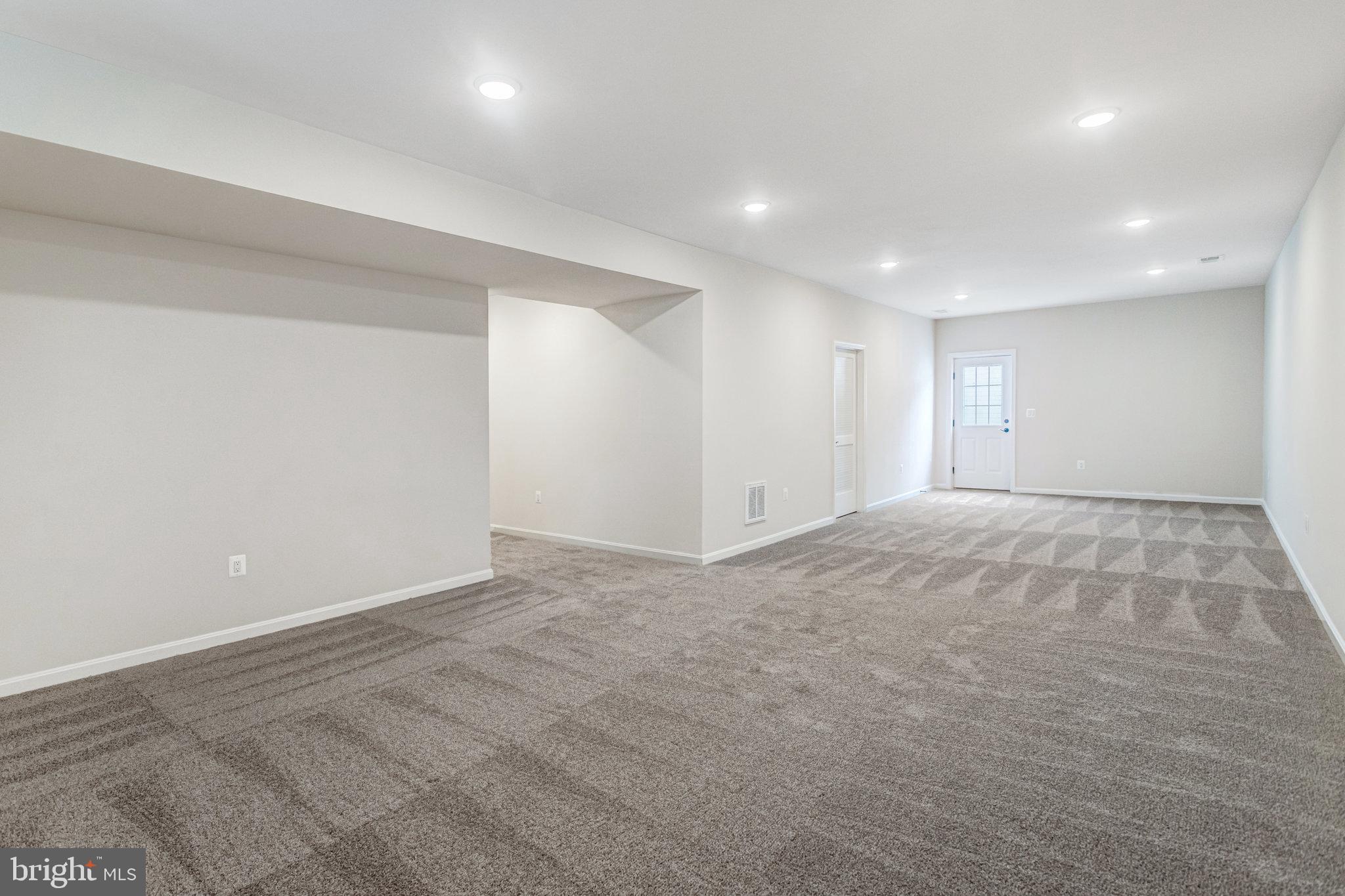 WILDERNESS SHORES - Residential