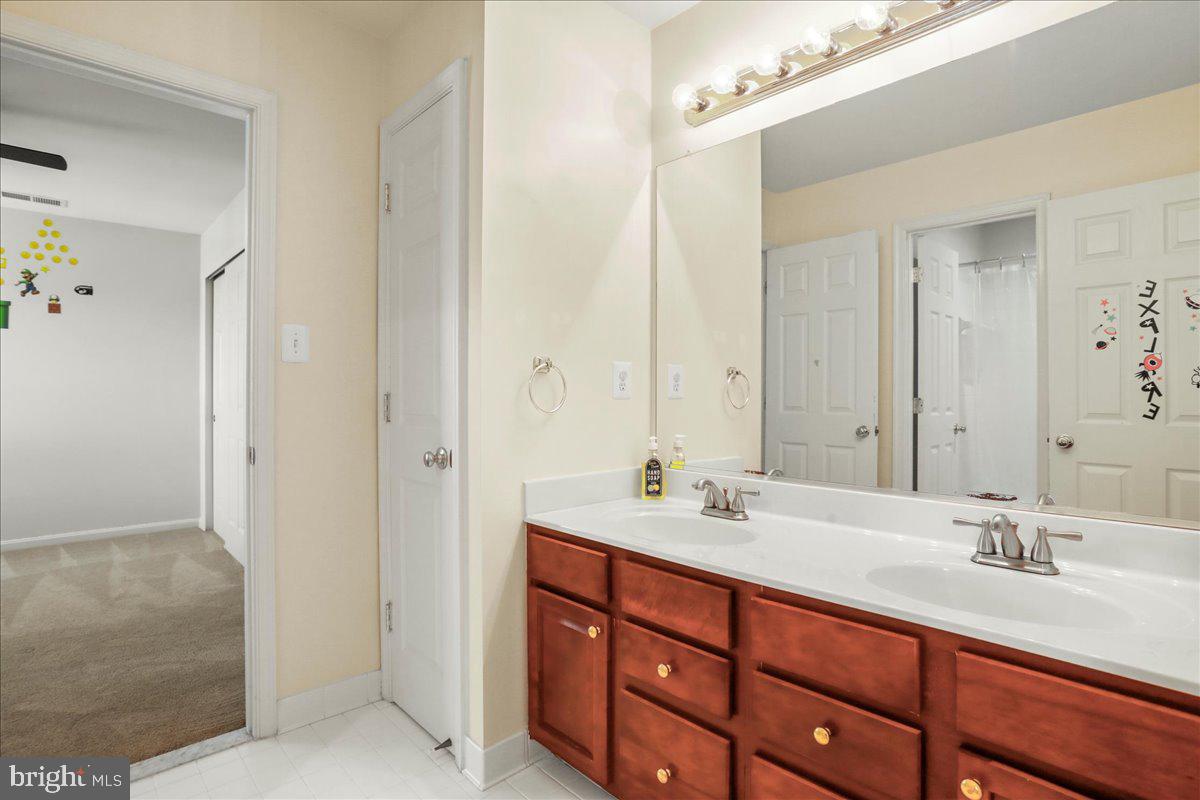 RED BUD - Residential Lease