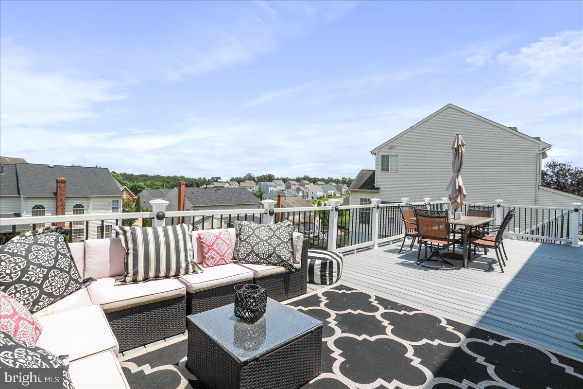 RED BUD - Residential Lease