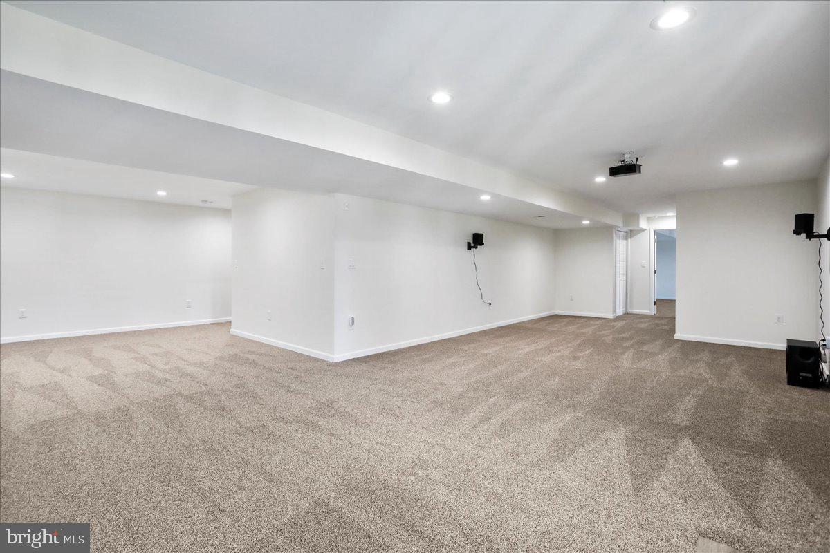 RED BUD - Residential Lease