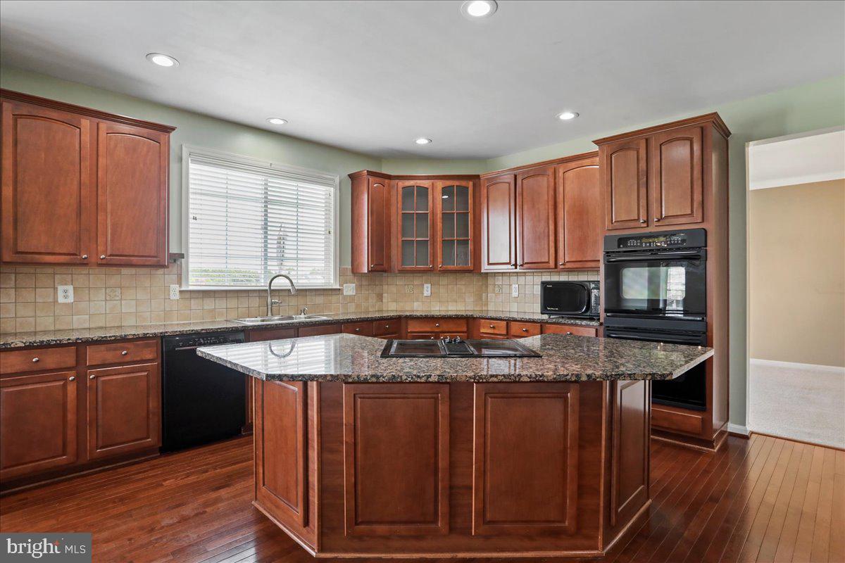 RED BUD - Residential Lease