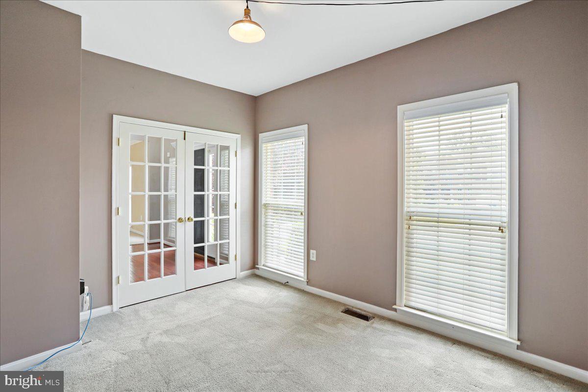 RED BUD - Residential Lease