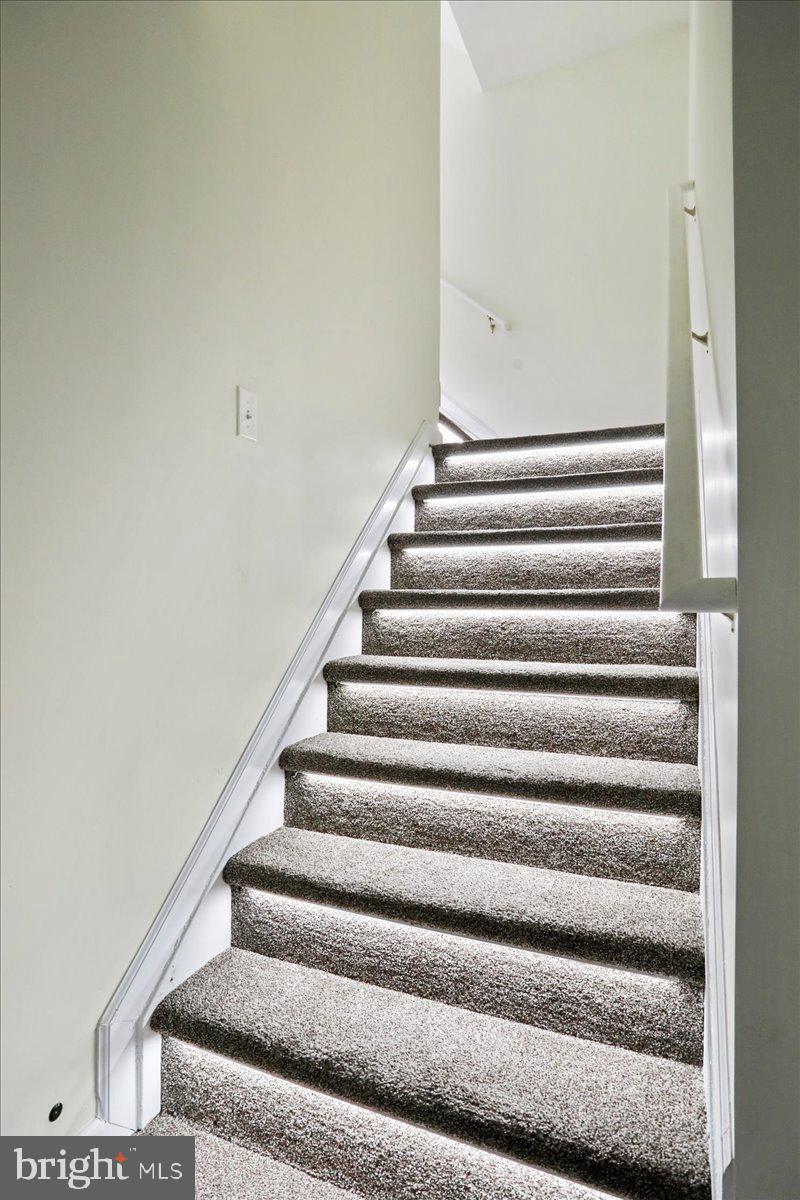 RED BUD - Residential Lease