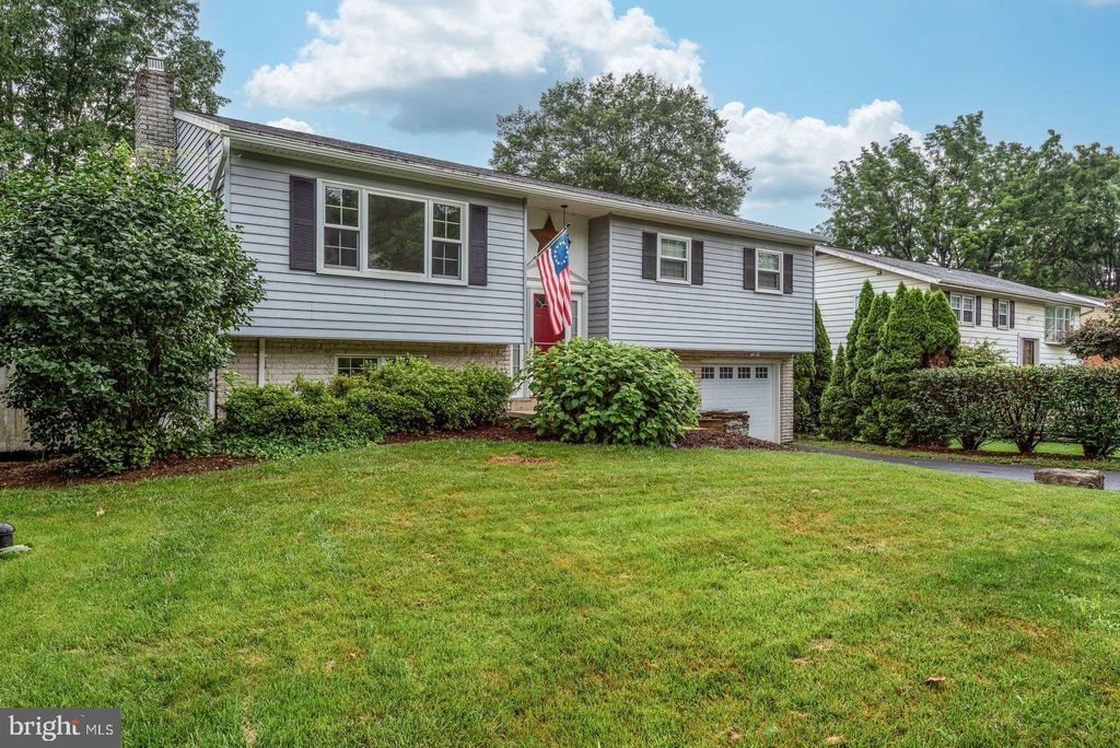 Photo of 518 Big Bend Road, LANCASTER, PA 17603 (MLS # PALA2072838)