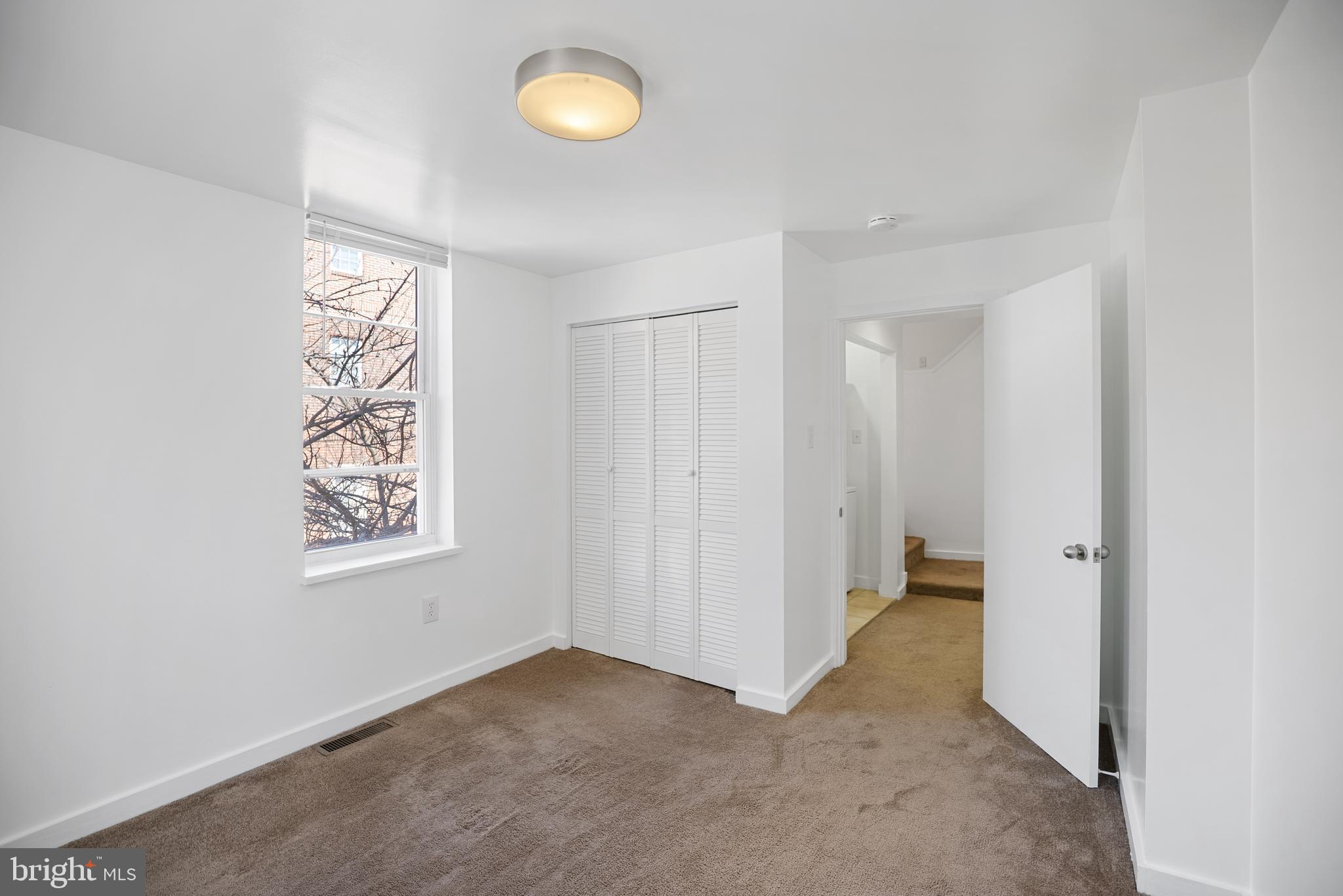 FAIRMOUNT - Residential