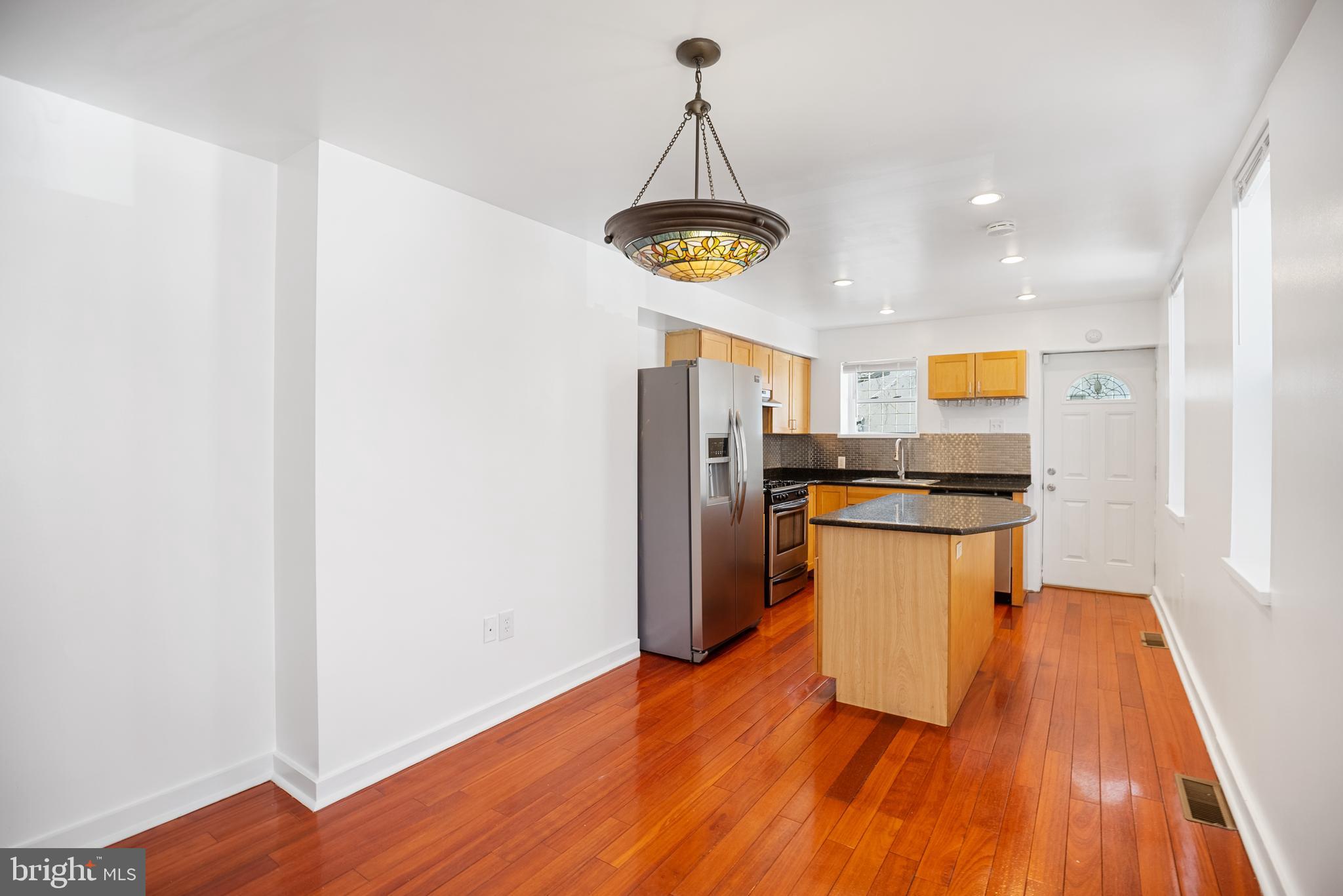 FAIRMOUNT - Residential